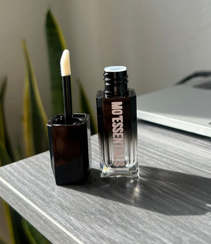 Mo'Gloss: BareLuxè Lip Gloss